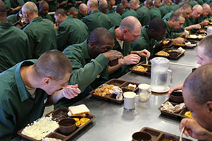 Is the Food in U.S Prisons or Jails Delicious?